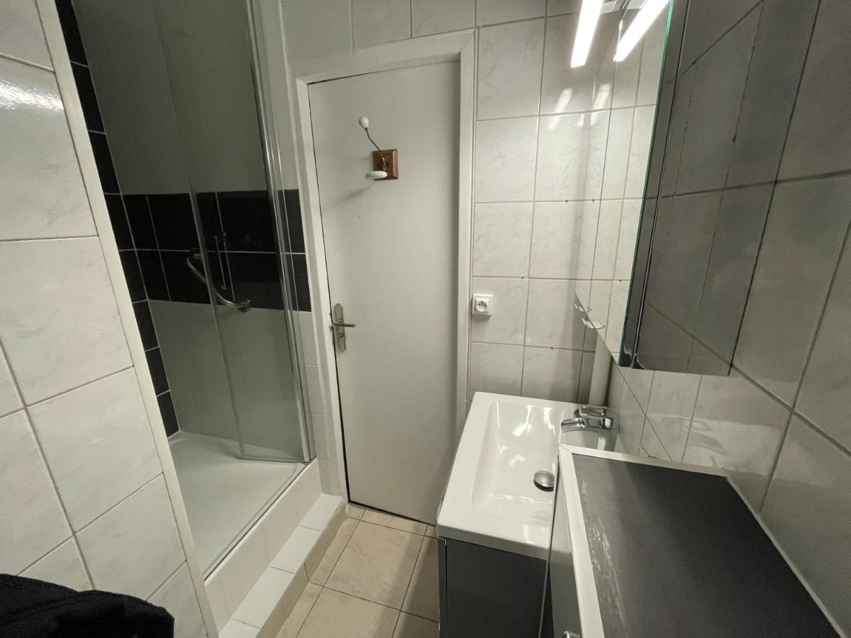 Tegmen, Joli Appartement Au Calme Caen Esterno foto